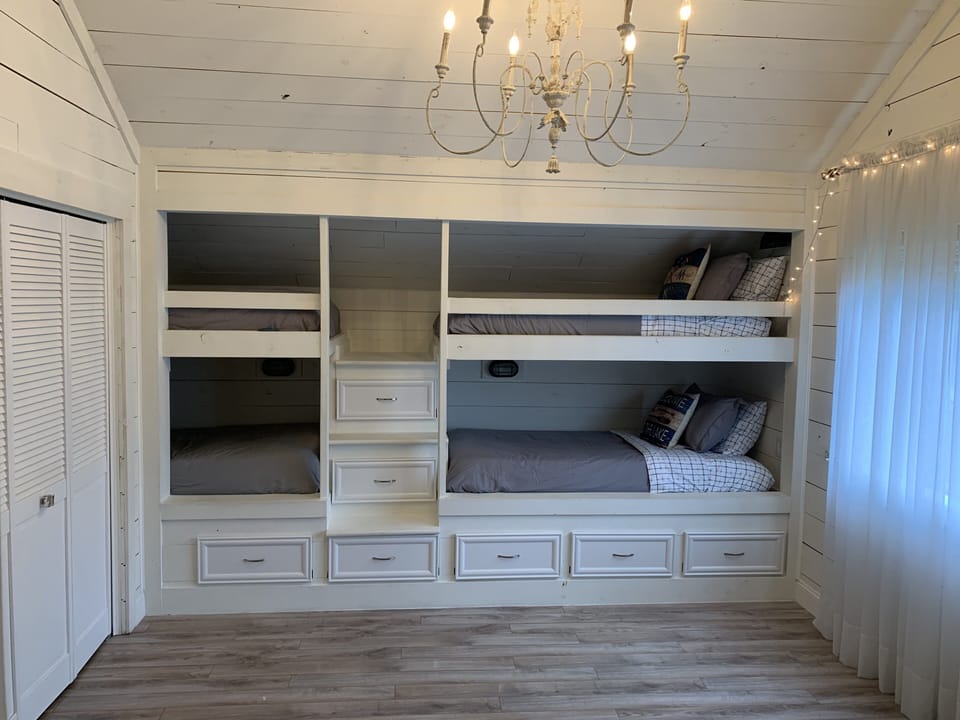 Upstairs Bunk Room with 4 XL twin beds. 