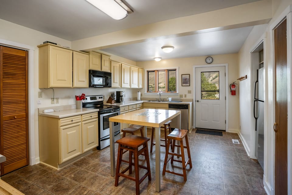 Access the back yard and porch through the kitchen.