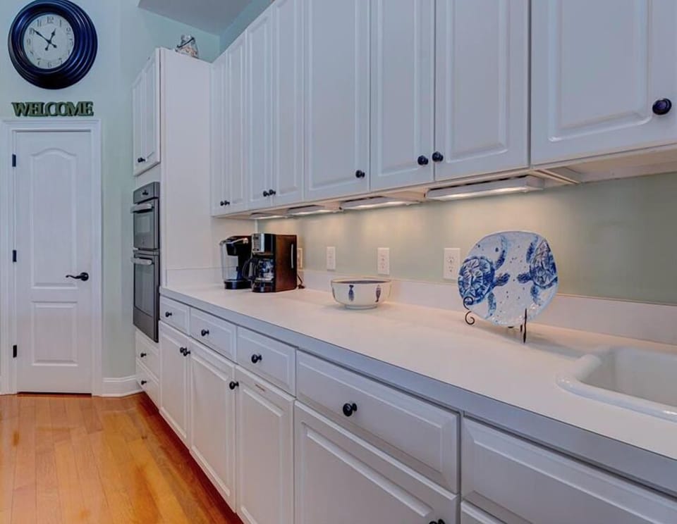 Kitchen with Ample Space to Prep and Store