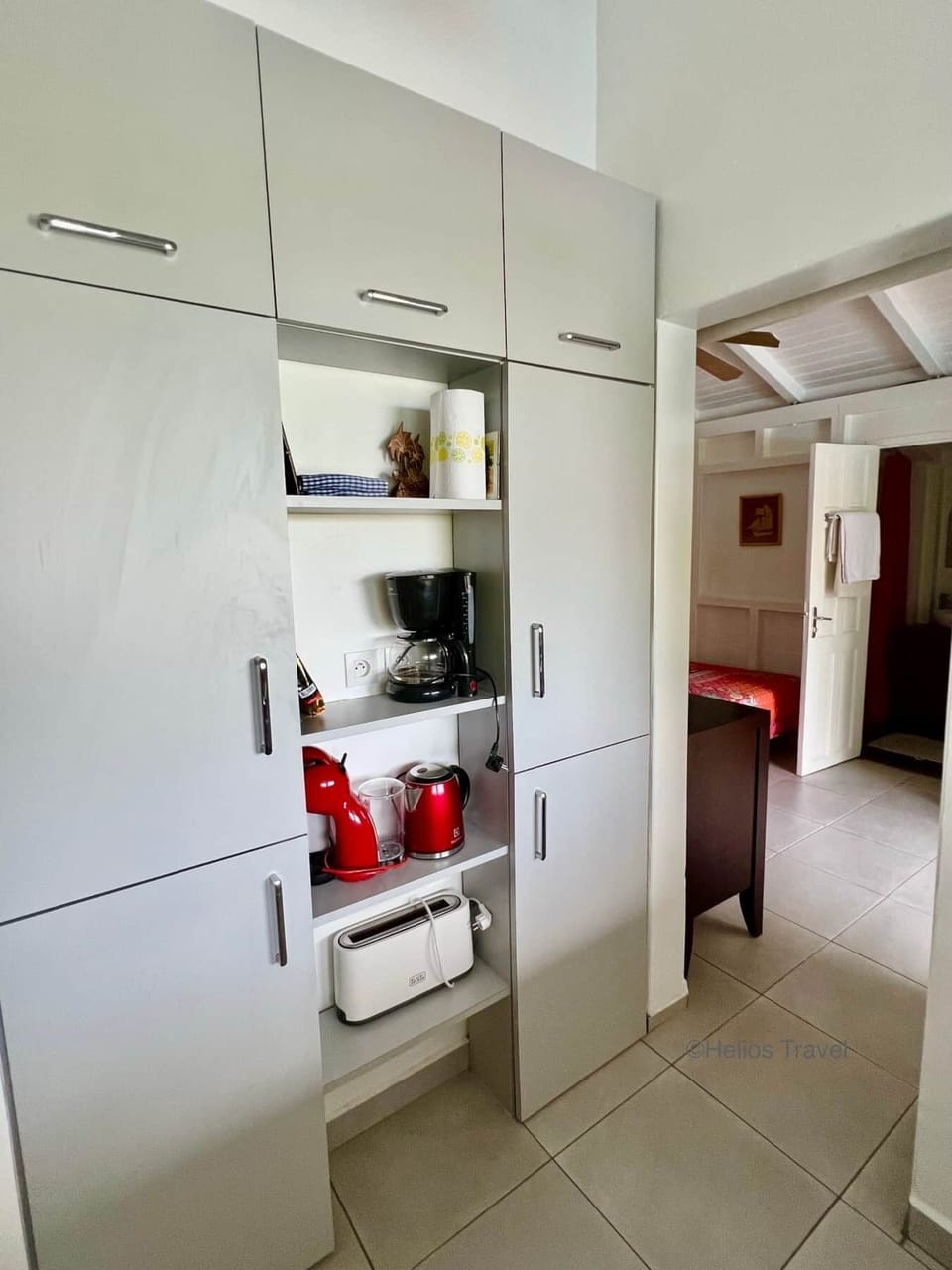 Case Coco kitchen and cupboards