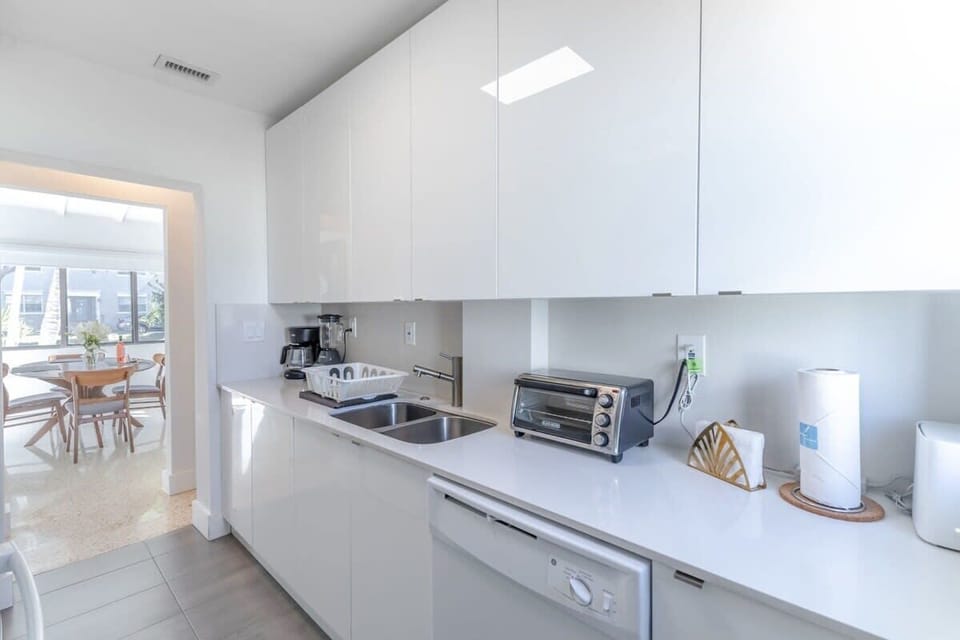 A dishwasher! To save time with cleaning up after meals.