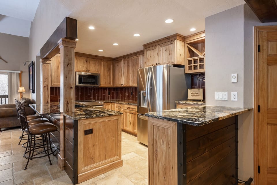Fully equipped spacious kitchen