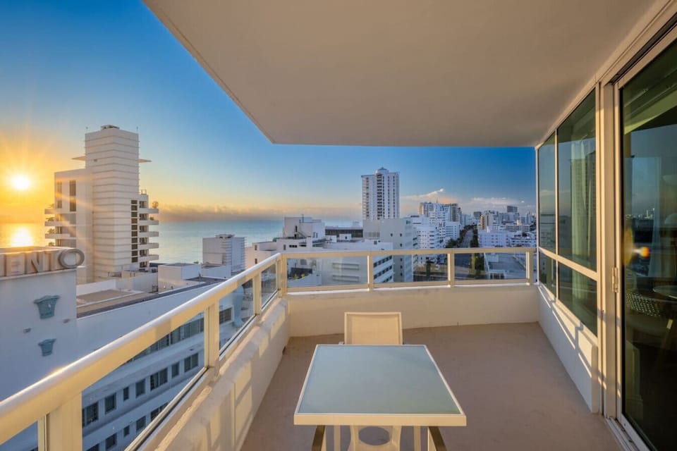 Own private terrace overlooking Miami Beach and the ocean (south facing) for your morning coffee. One of 3 units with the larger balcony configuration in the tower.