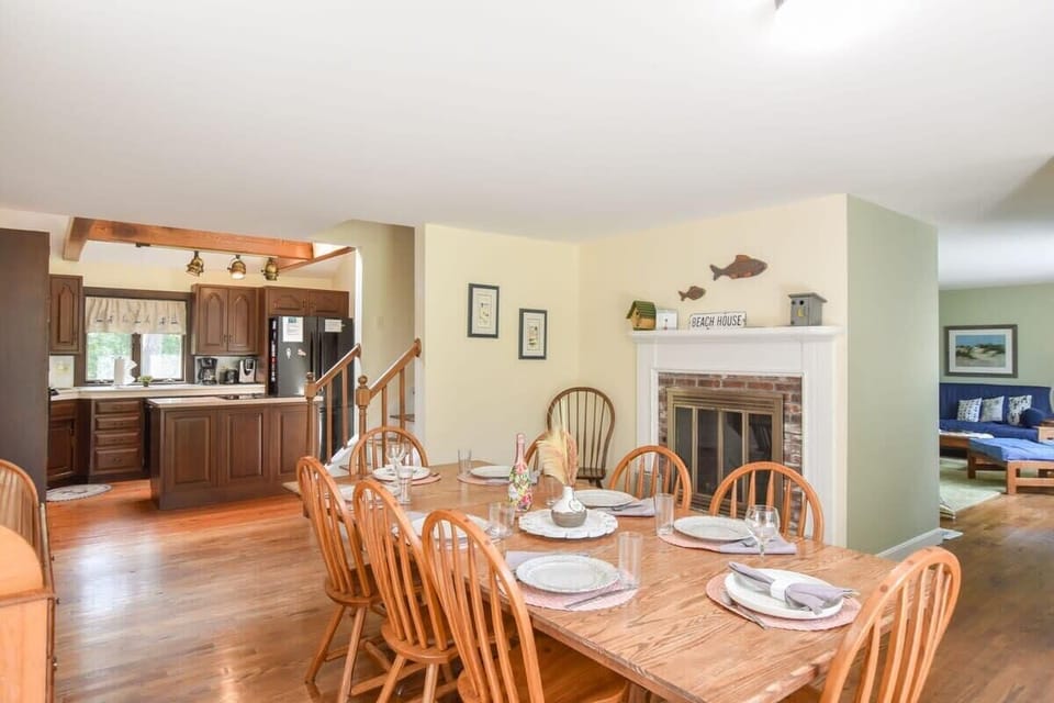 The open kitchen and dining area.