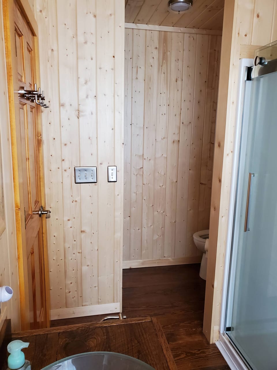 Main floor bathroom with shower and tub