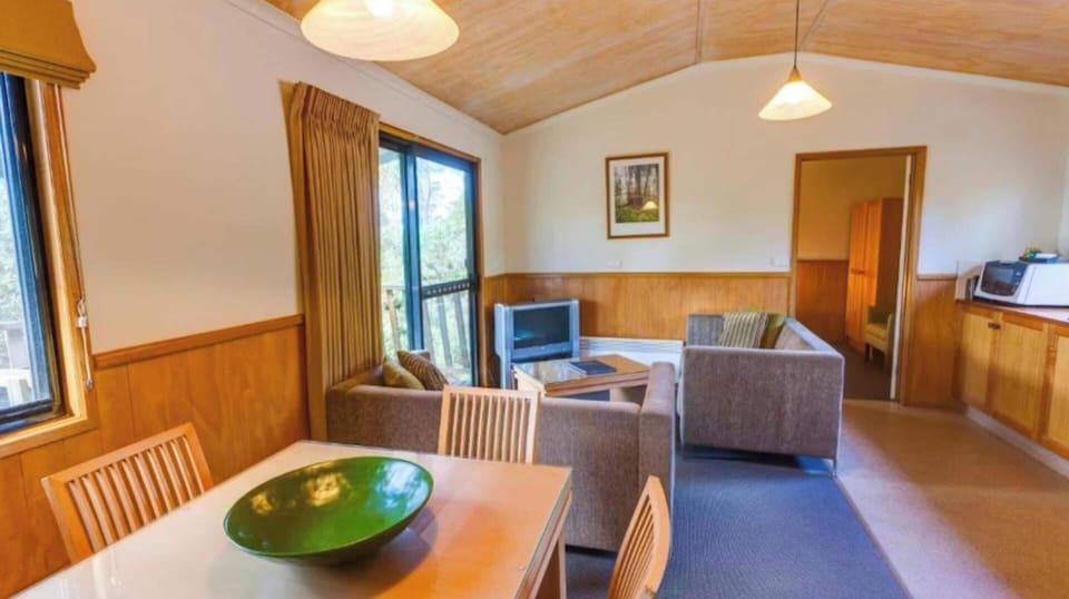 Superior 2 Bedroom Chalet - Sleeps 4 | Private kitchen