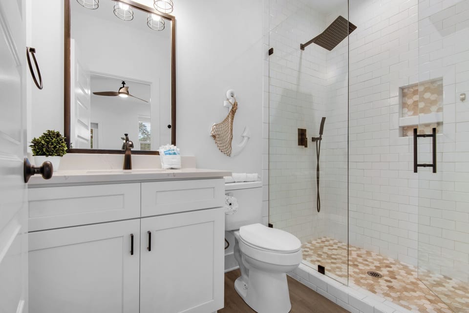 Guest bedroom