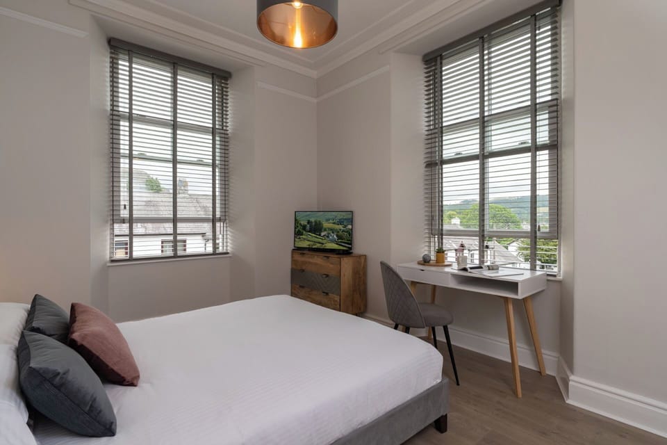 King Bedroom