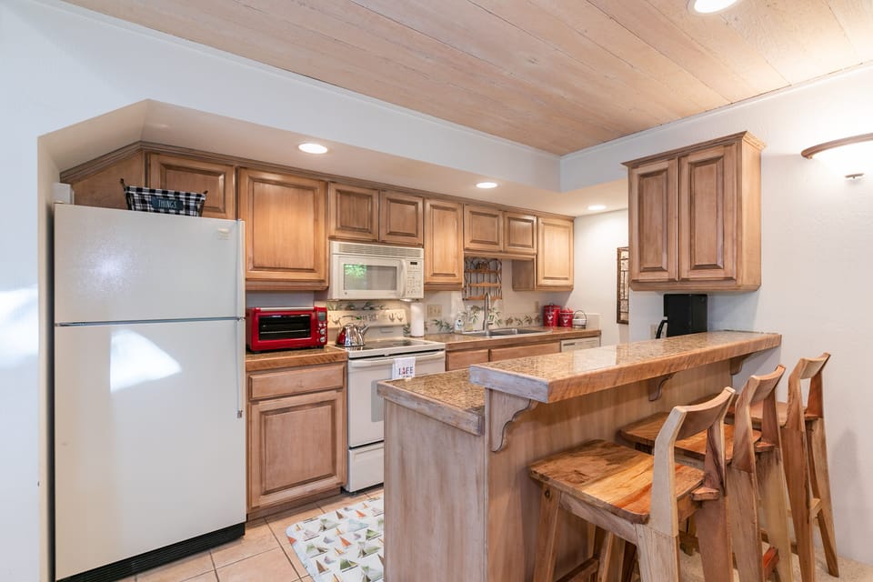 Fully-Stocked Kitchen