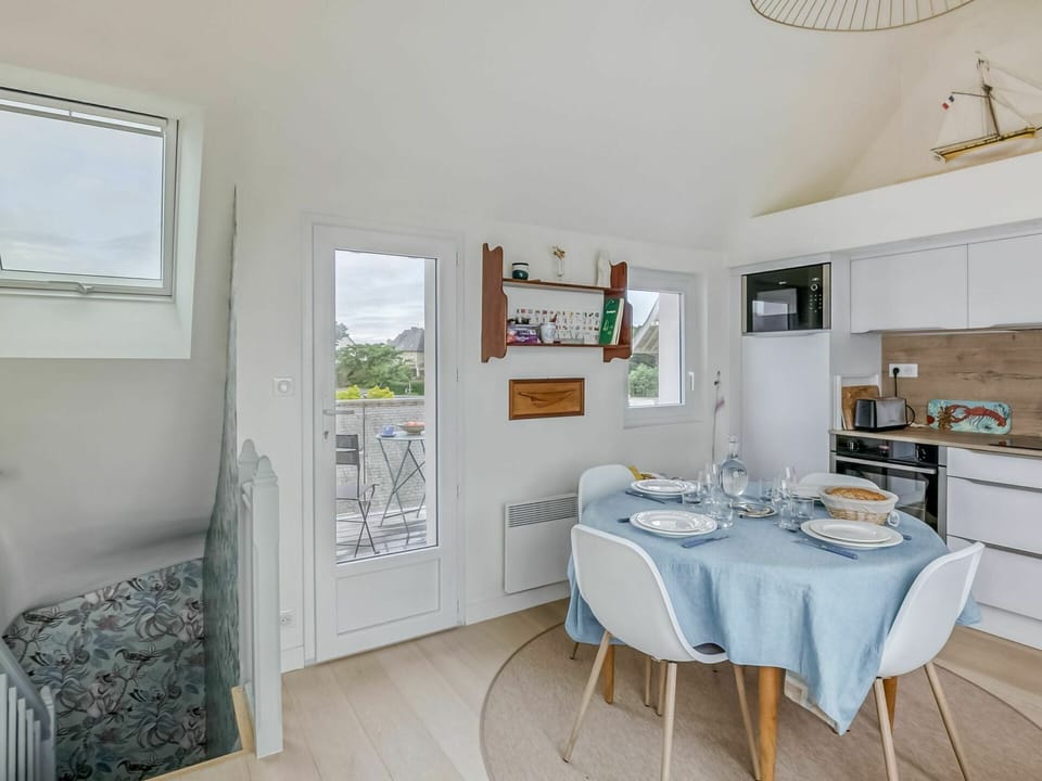 Furniture, Table, Window, Chair, Door, Wood, Building, House, Living Room
