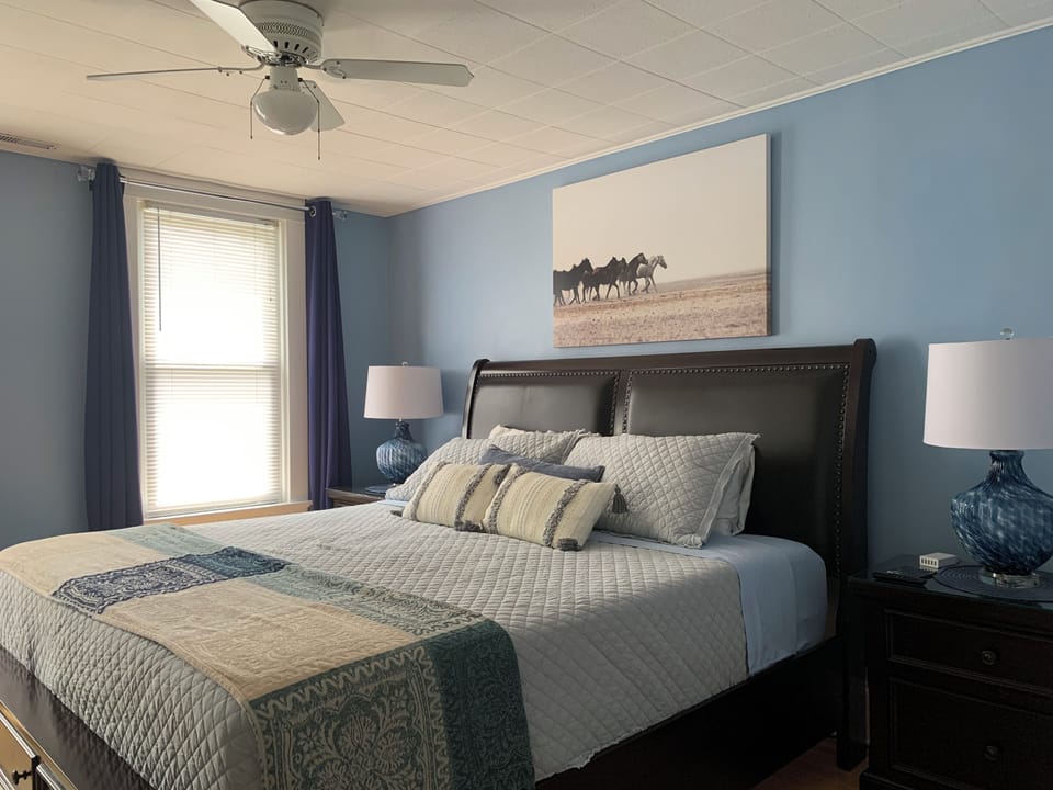 King size bed