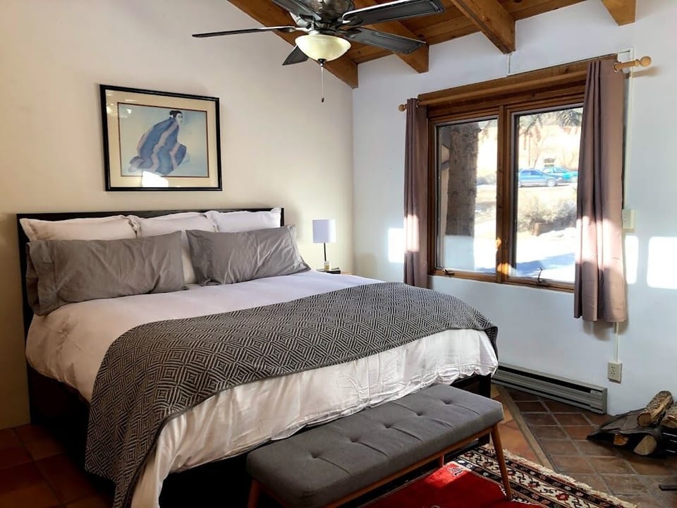 North bedroom - king bed