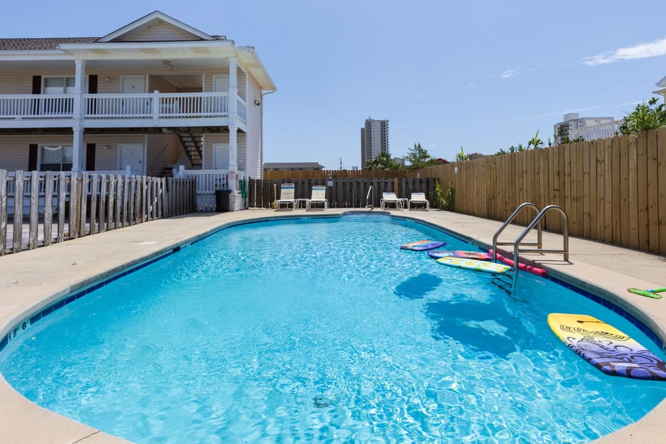 Condo pool