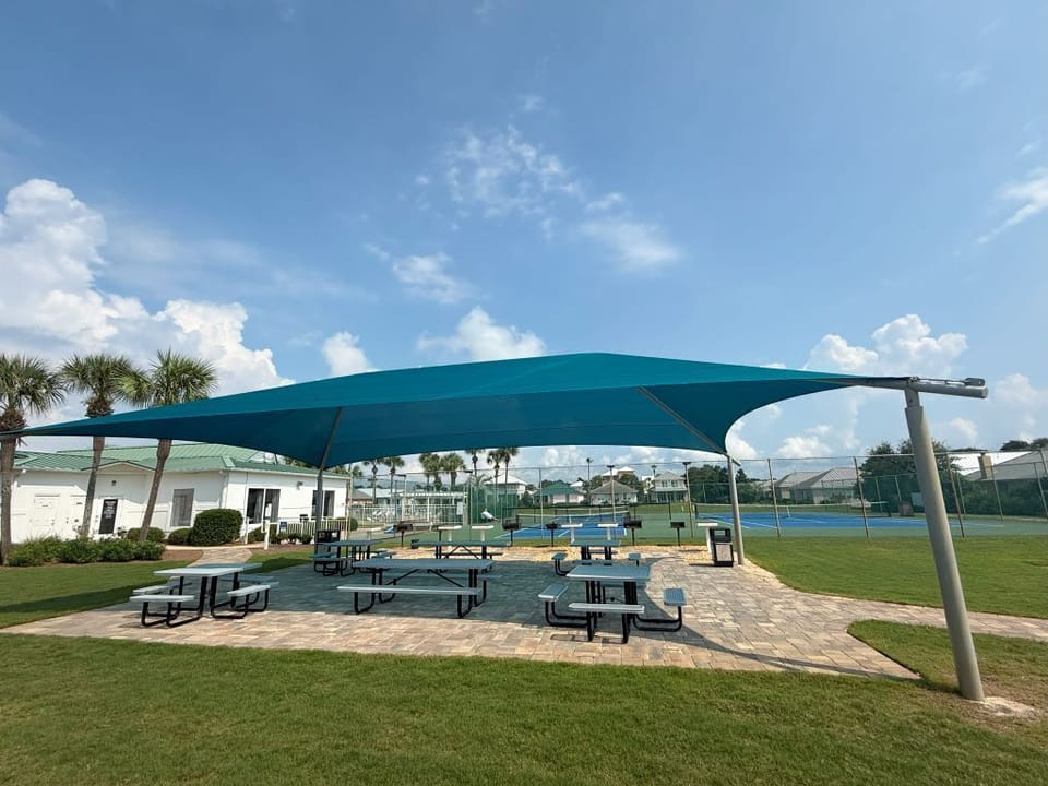 South/Beachside pool