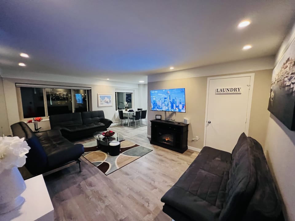The living room at nighttime 