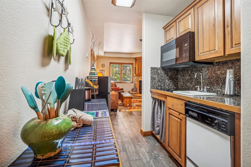 Kitchenette