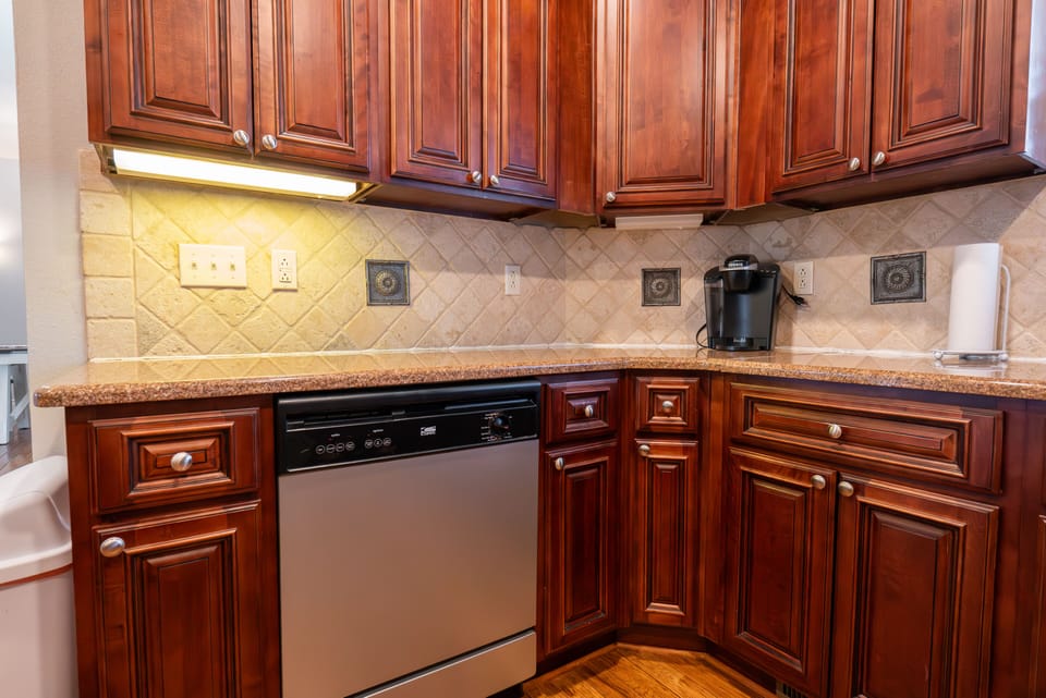 Dishwasher, Keurig Single Serve Coffee Maker