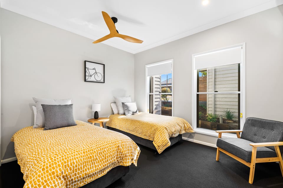 Design House | 2 bedrooms, desk, laptop workspace, iron/ironing board