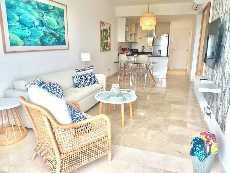 Condo, 2 Bedrooms, Accessible, Smoking | Living area
