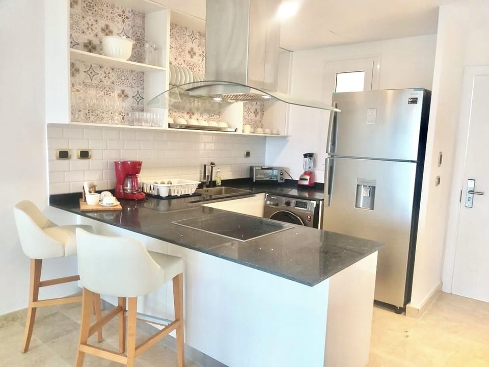 Condo, 2 Bedrooms, Accessible, Smoking | Interior