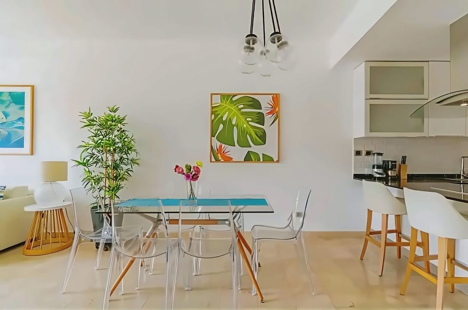 Condo, 2 Bedrooms, Smoking, Balcony | Dining room