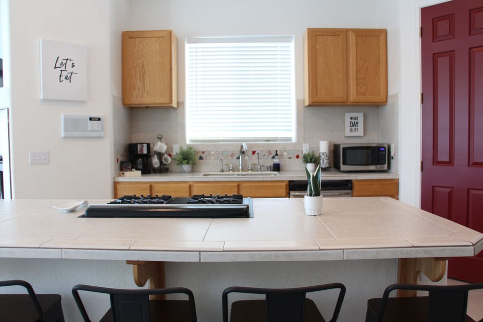 Kitchen Island with Seating 