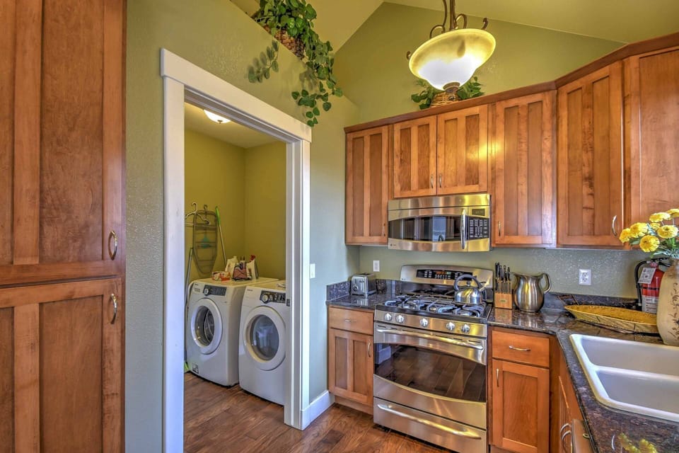 Laundry Room Off Kitchen