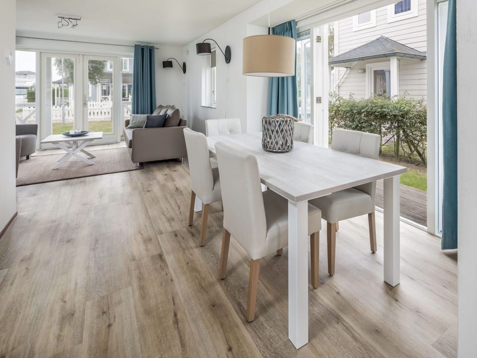Villa | Dining