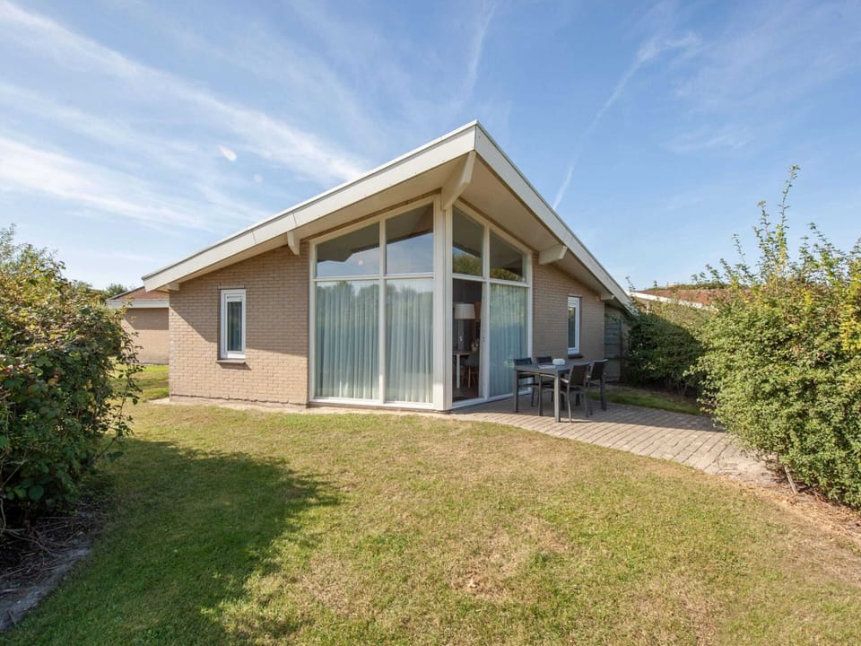 Bungalow | Exterior