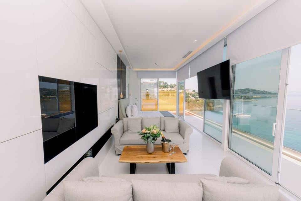 Panoramic Double Room, 1 Bedroom, Non Smoking, Oceanfront | In-room safe, blackout drapes, soundproofing, WiFi (free)