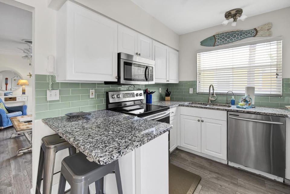 Fully equipped kitchen