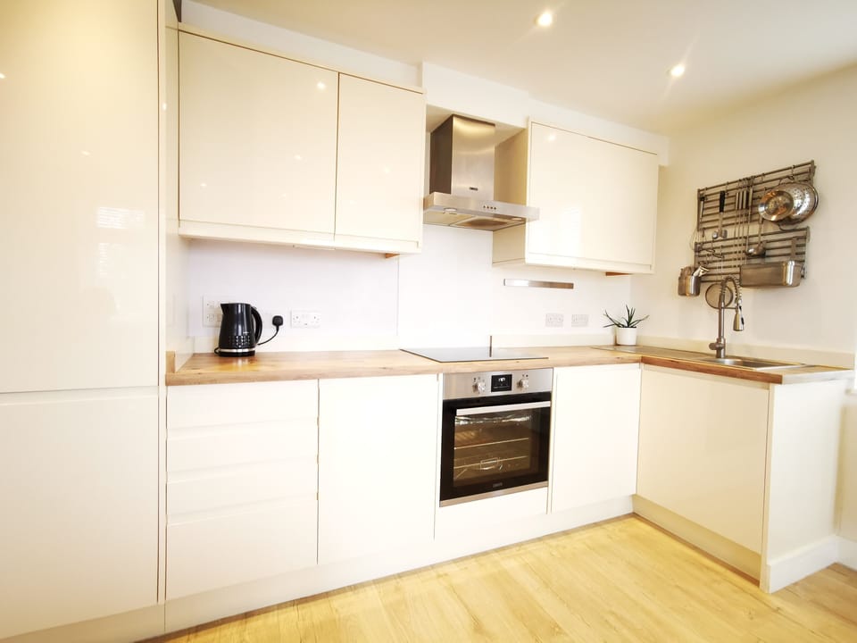 Superior Apartment, Private Bathroom | Shared kitchen