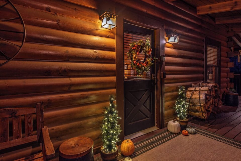 Green Sky Lodge's exterior