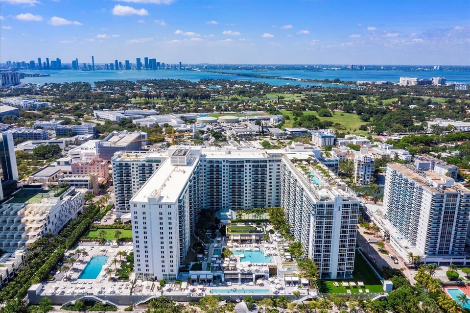 1 Hotel & Homes South Beach