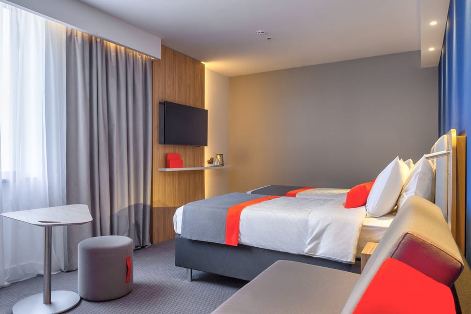 In-room safe, desk, laptop workspace, soundproofing