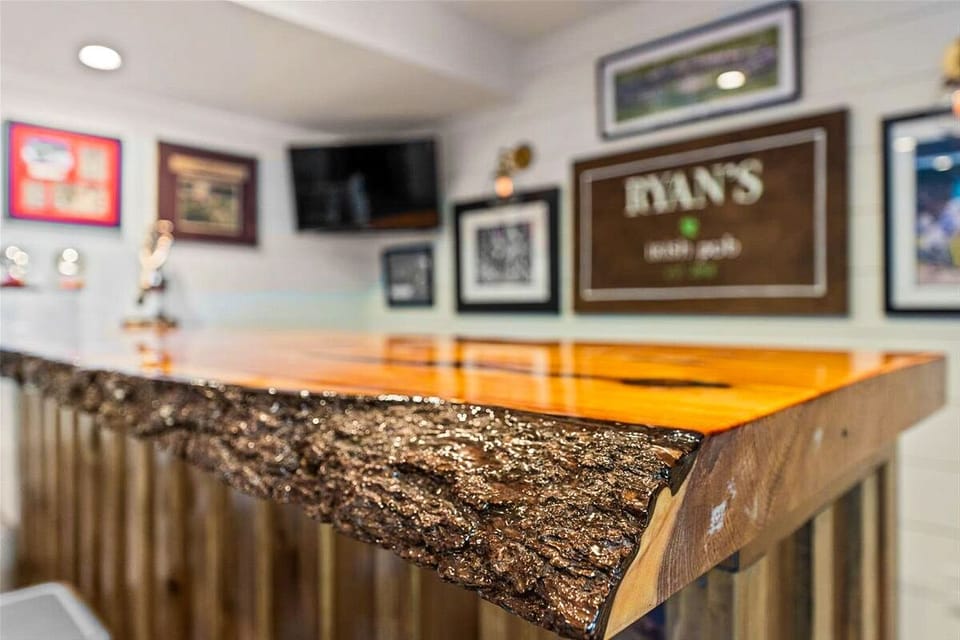Bar Area.