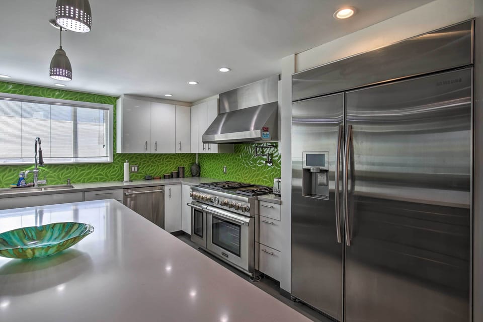 Fully Equipped Kitchen | Cooking Utensils