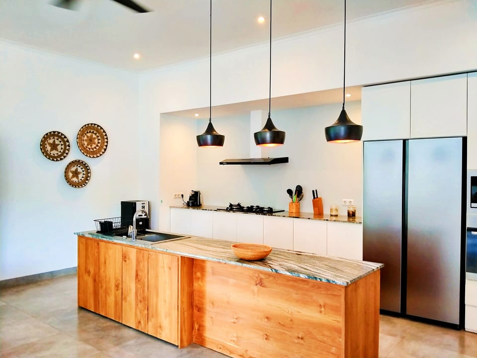 Villa, 2 Bedrooms | Private kitchenette | Full-size fridge, microwave, oven, stovetop