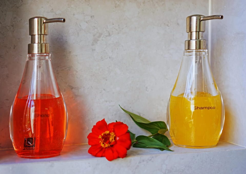 Bathroom amenities