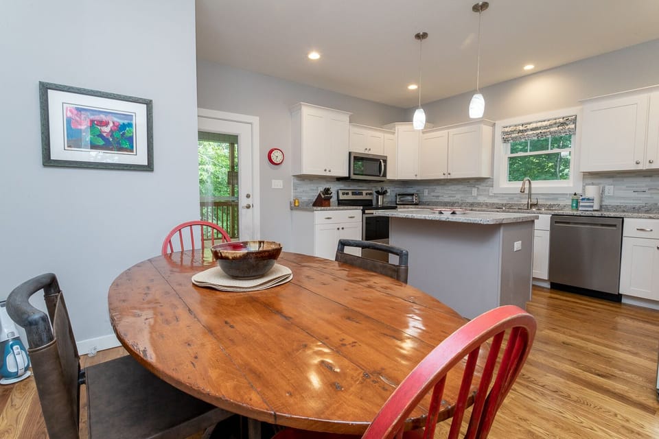 Open kitchen and dining area