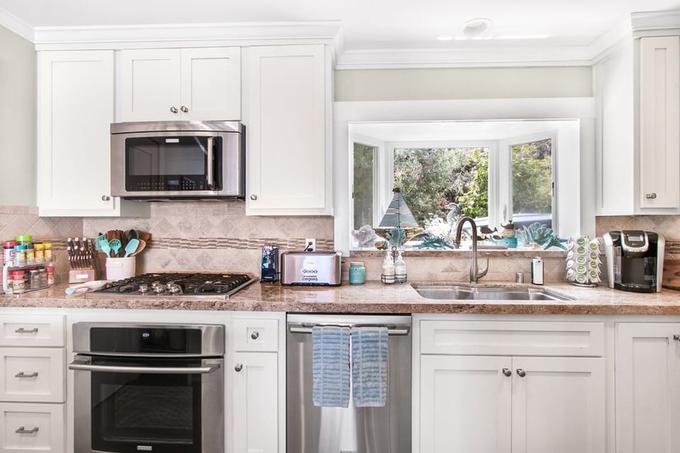 150MT - Kitchen window