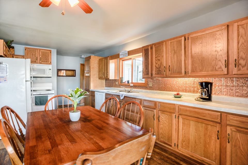 Main cottage kitchen