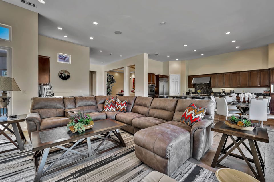 Great/family room