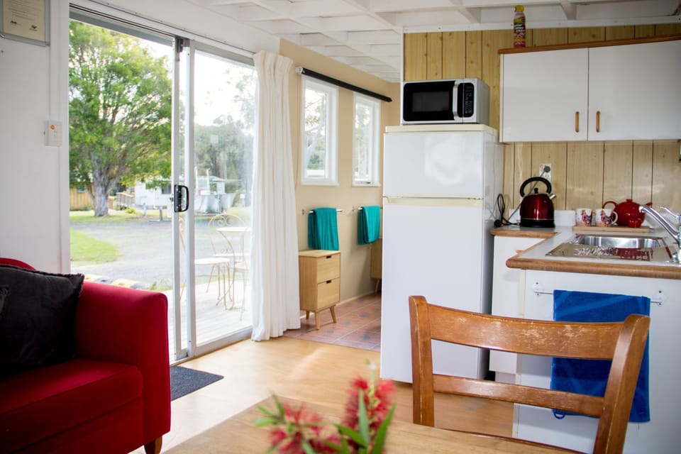 The Kiwi Bach | Living area