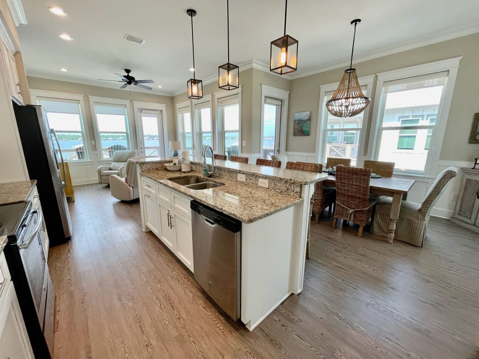 Tortuga Daybreak, Gulf Shores, Alabama. 2 Bedroom 2 Bathroom, sleeps 8.
