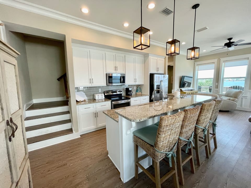 Tortuga Daybreak, Gulf Shores, Alabama. 2 Bedroom 2 Bathroom, sleeps 8.
