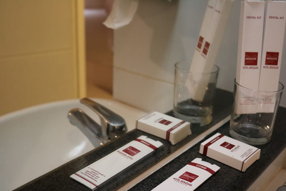 Business Room | Bathroom sink