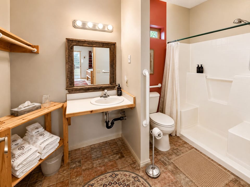 Deluxe Suite, 2 Queen Beds | Bathroom | Separate tub and shower, free toiletries, hair dryer, towels