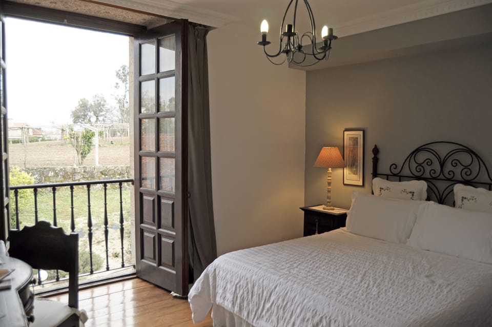 Standard Room | Desk, free WiFi, bed sheets