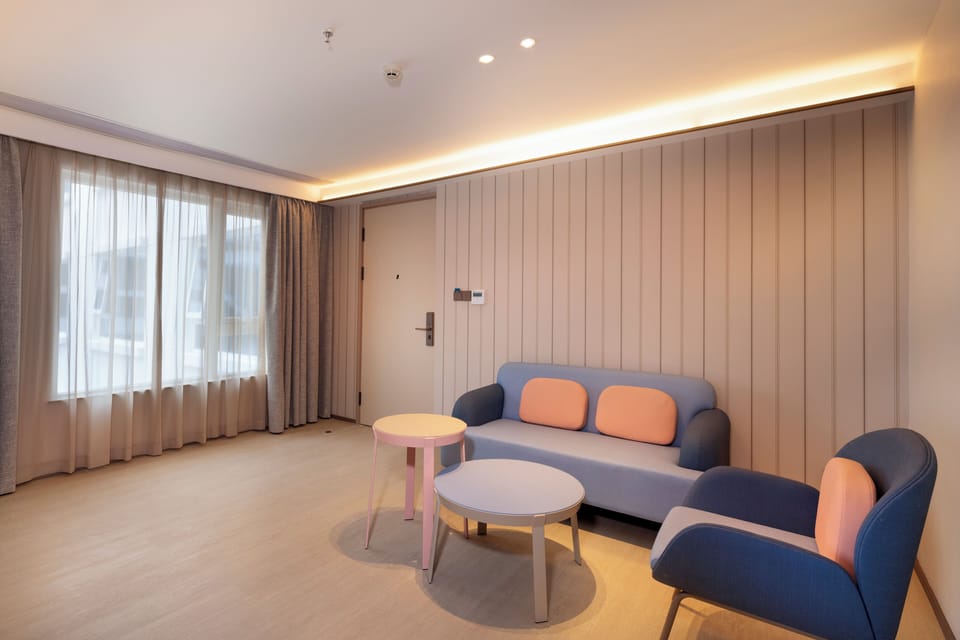 Two-Bedroom King Suite | Hypo-allergenic bedding, minibar, in-room safe, individually furnished